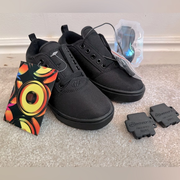 Heelys Pro 20 Skate Shoe- Kids - Picture 6 of 15